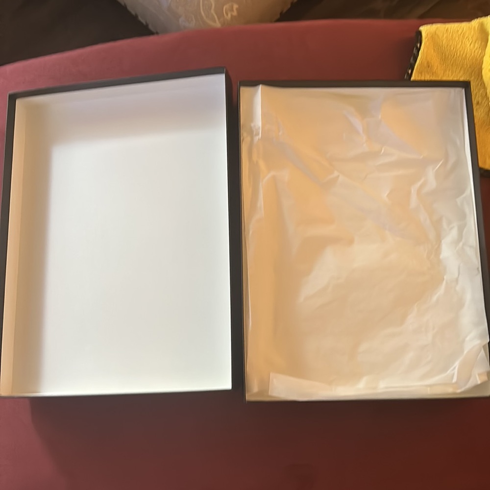 Authentic Gucci Box - Picture 2 of 3